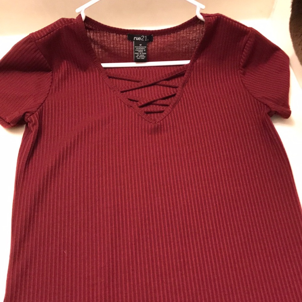 medium maroon tee shirt